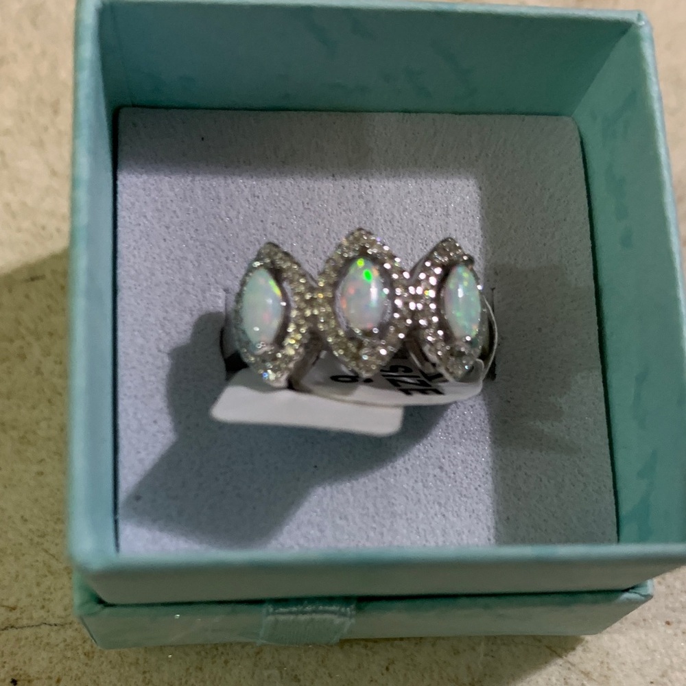 label 925 Sterling Silver Halo 3-Stone simulated white trilogy Opal Ring 6
